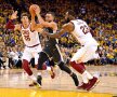 VIDEO+FOTO Golden State vs. Cleveland Cavaliers 2-0 » James nu poate singur! Curry se distrează în meciul doi și o apropie pe Golden State de un nou titlu