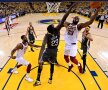 VIDEO+FOTO Golden State vs. Cleveland Cavaliers 2-0 » James nu poate singur! Curry se distrează în meciul doi și o apropie pe Golden State de un nou titlu