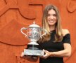 EXCLUSIV Aseară era trimisă pe scări, azi-dimineață i-au deschis porțile! PMB s-a răzgândit: Simona Halep "lăsată" să prezinte trofeul pe gazonul Arenei Naționale. Pregătiri de gală