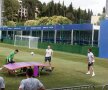 Ederson finalizează la teqball. Taffarel și Edu așteaptă la primire