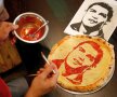 Bucătarul Valery Maksimchik a pregătit o pizza cu chipul lui Cristiano Ronaldo, la o cafenea din Sankt Petersburg, foto: reuters