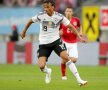 7. Leroy Sane, 22 de ani, a avut un sezon foarte bun la Manchester City, dar nu a fost convocat la naționala Germaniei pentru CM. Atacantul lateral posedă o tehnică foarte bună și o viteză de excepție, fiind văzut ca unul dintre marile talente al fotbalului mondial. Cota sa este de 90 de milioane de euro // FOTO: Guliver/GettyImages
