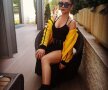 GALERIE FOTO Noua senzație de pe net! Românca sexy care cântă fantastic asaltată de fani pe Facebook