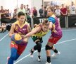 Ring de baschet » Leonard Doroftei a boxat cu mingea de baschet la turneul Sport Arena Streetball de la Ploiești