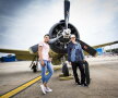 GALERIE FOTO SPECTACULOASĂ » Cristina Neagu, copilot într-o aeronavă din Al Doilea Război Mondial