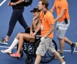 ÎNFIORĂTOR. Aflată în mare formă, Mihaela Buzărnescu a suferit o accidentare horror în meciul cu Svitolina de la Montreal (foto: reuters)