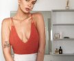 FOTO Vloggeriță cu talent! Laura a prins gustul faimei și postează imagini SUPER HOT