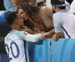 FOTO & VIDEO Mai ceva ca Alibec! Un star de la Tottenham își ignoră iubita supermodel pentru un joc video