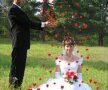 FOTO Cele mai haioase fotografii de la nunți! S-au jucat prea mult în Photoshop :)