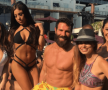 FOTO HOT Ce viață! S-a uitat la meciul lui Conor McGregor în pat, alături de 9 fotomodele sexy
