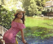 FOTO HOT Kelly Brook a renunțat la aproape toate hainele pentru a poza într-un calendar sexy