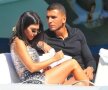 FOTO Kourtney Kardashian a pozat SUPER HOT, dar fanii ei au observat un alt detaliu de fundal care a devenit VIRAL