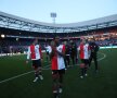 VIDEO+FOTO Se întâmplă și în Olanda :) » Nocturna a picat la Feyenoord și Venlo, iar meciul a fost abandonat! Ce spune regulamentul și ce s-ar fi întâmplat în Liga 1