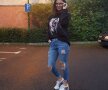 FOTO Sport la domiciliu » Superba Ellie White se antrenează doar acasă: ”Intram pe Youtube și mă inspiram”
