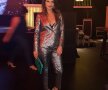 FOTO Sport la domiciliu » Superba Ellie White se antrenează doar acasă: ”Intram pe Youtube și mă inspiram”