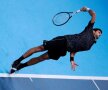MONSTRUOS. Novak Djokovic l-a demolat pe Sascha Zverev, scor 6-4, 6-1, și s-a calificat în semifinale la Turneul Campionilor (foto: reuters)