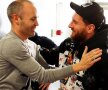 ÎN FAMILIE. Andres Iniesta a intrat în vacanță după încheierea campionatului în Japonia. Fotbalistul lui Vissel Kobe și-a vizitat foștii colegi de la Barcelona, iar Messi a fost încântat să-l revadă pe cel de la care a preluat banderola de căpitan al catalanilor.