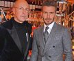 FOTO David Beckham i-a uimit pe toți! Englezul s-a alăturat clubului bărbaților care se machiază și a pozat pentru coperta unei reviste