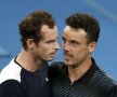 Andy Murray alături de Roberto Bautista // Foto: Reuters