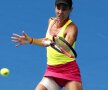 Mihaela Buzărnescu joacă acum împotriva lui Venus Williams în primul tur al turneului de la Australian Open // FOTO: Reuters