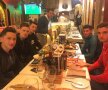 
Steliștii s-au destins și într-un restaurant unde vin multe vedete din fotbal și din showbiz

