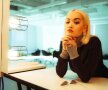 FOTO Rita Ora e fascinată de sport » A avut o aventură cu fiul lui Beckham și a fost la o cursă auto