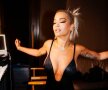 FOTO Rita Ora e fascinată de sport » A avut o aventură cu fiul lui Beckham și a fost la o cursă auto