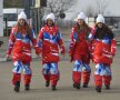 FOTE 2019 // FOTO Costume de circ » Sportivii români de la FOTE au primit echipamente supradimensionate: „Mai pun un pantalon pe dedesubt, că sunt -10°”