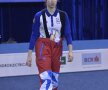 FOTE 2019 // FOTO Costume de circ » Sportivii români de la FOTE au primit echipamente supradimensionate: „Mai pun un pantalon pe dedesubt, că sunt -10°”