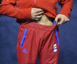 FOTE 2019 // FOTO Costume de circ » Sportivii români de la FOTE au primit echipamente supradimensionate: „Mai pun un pantalon pe dedesubt, că sunt -10°”