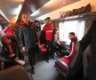 INEDIT. Cu trenul spre play-off :) Dinamoviștii au făcut deplasarea la Sfântu Gheorghe parțial cu InterRegio, sperând la o victorie cu Sepsi care să-i mențină în luptă. FOTO: Raed Krishan