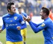 Laurențiu Marinescu, 34 de ani, stânga, vrea să ducă Petrolul Ploiești în Liga 1