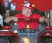 ÎNCĂ UN SCHUMI ÎN FORMULA 1! Michael Schumacher junior (20 de ani) a fost surprins în timp ce testa un monopost F1 (foto). Iar revista Sportbild susține că acesta aparține celor de la Alfa Romeo, pentru care fiul fostului campion german cu același nume va fi pilot de probe pe 2 și 3 aprilie, în Bahrein.