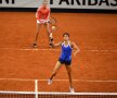 Caroline Garcia (în prim plan) și Kristina Mladenovici au câștigat împreună Roland Gaross-ul 2016 și au jucat finala la US Open în același sezon