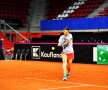 Simona Halep, la antrenamentul din sala din Rouen, alături de Irina Begu // FOTO: Raed Krishan