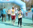 Ex-rapidiștii Daniel Niculae și Vasile Maftei sunt în formă: au participat ieri la Color Run FOTO: Dumitru Angelescu, Libertatea