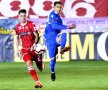 Ion Gheorghe (dreapta, în albastru) a fost crescut în Ștefan cel Mare, dar "câinii" au renunțat la un fost campion cu clubul la juniorii A. foto: Cristi Preda/GSP
