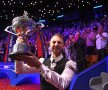 Judd Trump a devenit, în premieră, campion mondial de snooker, după o victorie fabuloasă cu John Higgins, scor 18-9, foto: Guliver/gettyimages