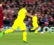 LIVERPOOL - BARCELONA 4-0 (0-3 în tur) // VIDEO Luis Suarez, ironizat de omul pe care l-a scos din joc: „Cine merge în finală?”