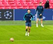 Jucătorii lui Tottenham au ieșit la încălzire // Foto UEFA