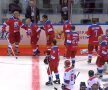 VIDEO+FOTO Care ai tras covorul? Imagini PENIBILE din Rusia: Vladimir Putin s-a prăbușit pe patinoar, după ce a fost lăsat să înscrie de 8 ori! :D
