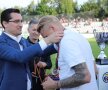 GALERIE FOTO // Sărbătoare mare la promovarea Rapidului » Trofeul a ajuns în tribună!