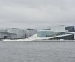 Opera din Oslo văzută de la depărtare