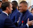 FOTO: Reuters // Jucătorii din naționala Franței, decoraţi cu „Legiunea de Onoare”, pentru titlul mondial din 2018