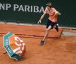 NOVAK DJOKOVIC - DOMINIC THIEM // Nole s-a enervat după eliminarea de la Roland Garros: „Unele dintre cele mai proaste condiții în care am jucat vreodată! Au zburat umbrelele pe teren”