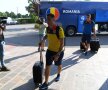 Jucătorii lui Mirel Rădoi au ajuns la hotelul unde vor fi cazați în Bologna // FOTO: Raed Krishan