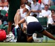 FOTO: GettyImages / Simona Halep primește îngrijiri medicale la Wimbledon
