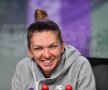 Simona Halep a zâmbit de multe ori în timpul conferinței de presă de sâmbătă // FOTO: Raed Krishan