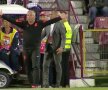 Dan Petrescu, criză de nervi în CFR Cluj - Astana // FOTO: Captură Look Plus