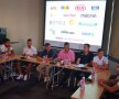 FOTO Rapid e gata de Liga 2! Burcă și Pancu au prezentat noile achiziții și noua firmă de echipament
